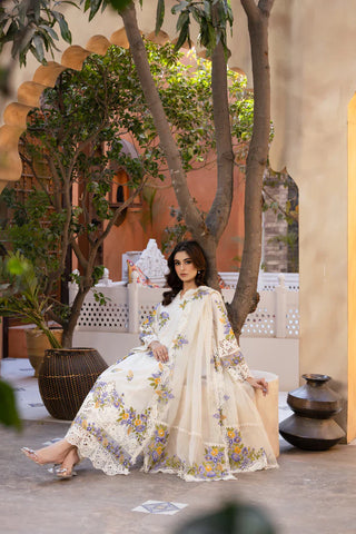 Ivory Bloom – Timeless Grace in Every Thread PRET