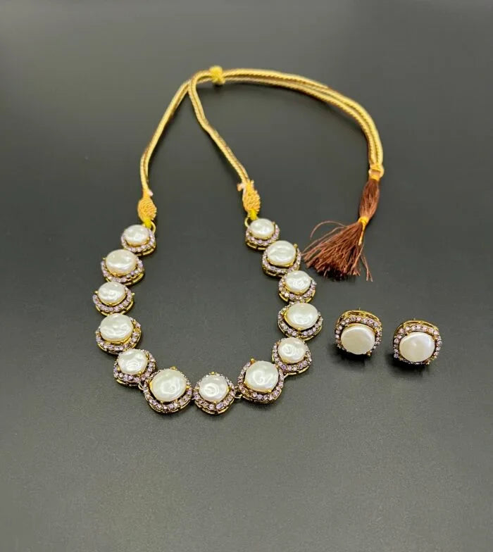 Designer Mother of Pearl Necklace Set
